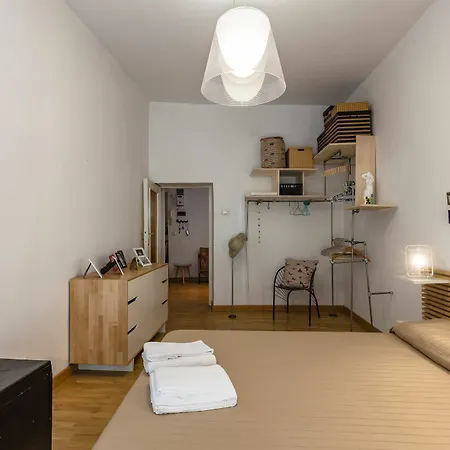 - Vergini I Bh71 * Naples